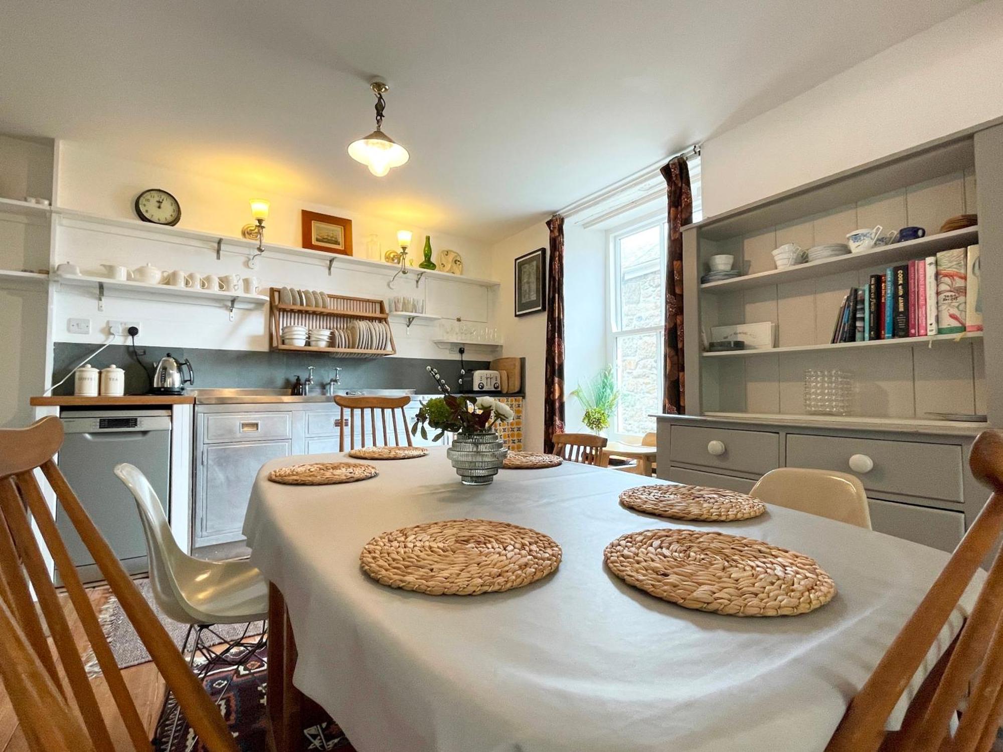 Janies Cottage~ Mousehole~Eclectic Interiors & Vintage Charm Dış mekan fotoğraf